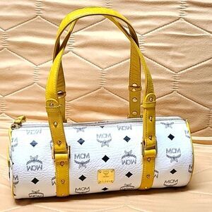 💯 Authentic MCM Papillion Handbag 🍀